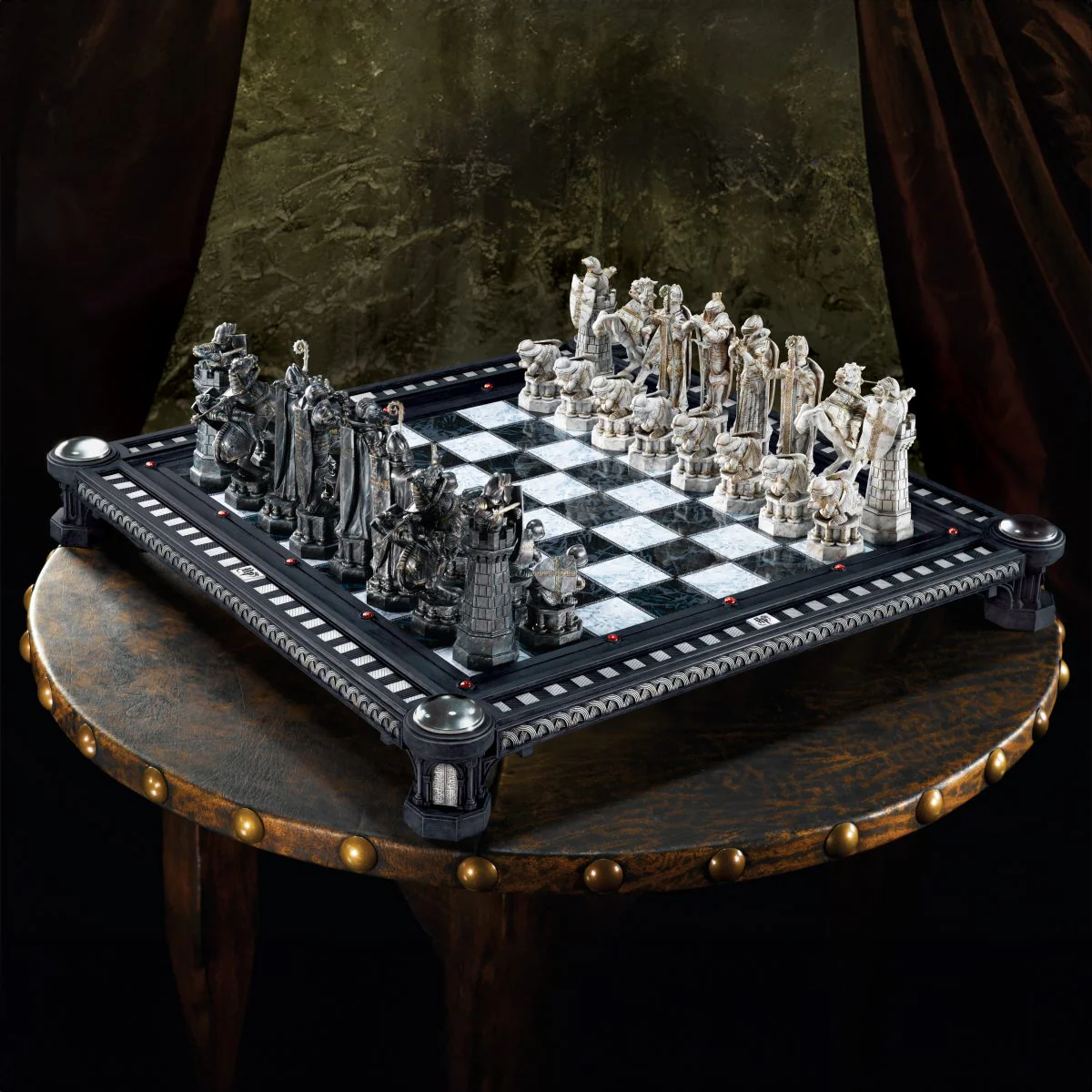Final Challenge Chess Set - Image 4