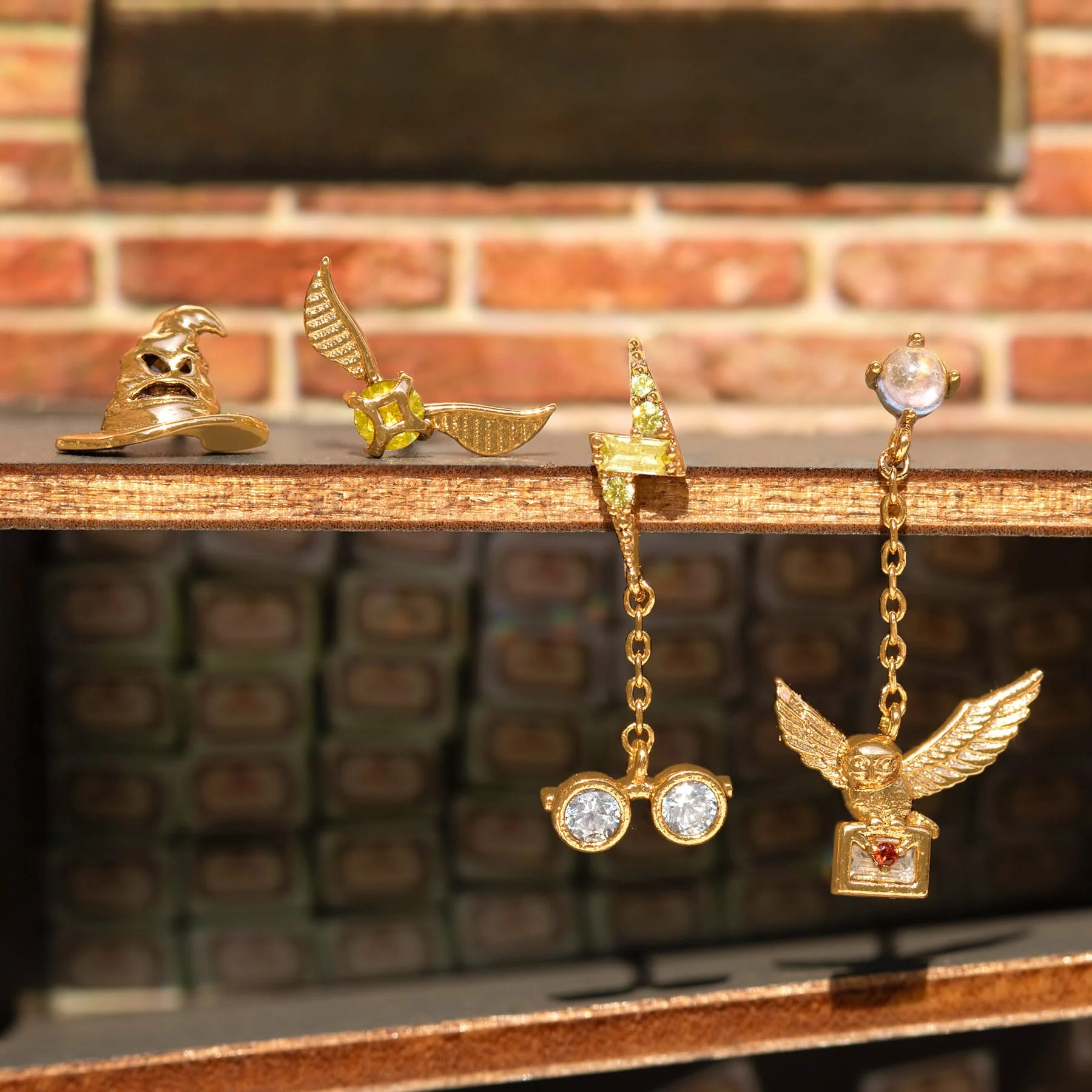Girls Crew Back to Hogwarts Earring Set - Image 3