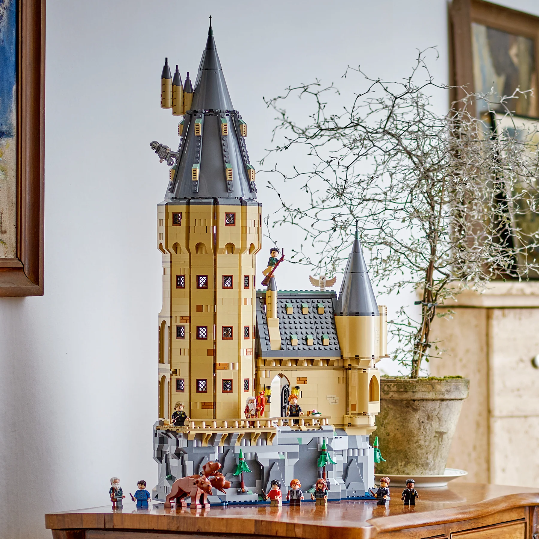 Hogwarts Castle - The Main Tower LEGO - Image 3