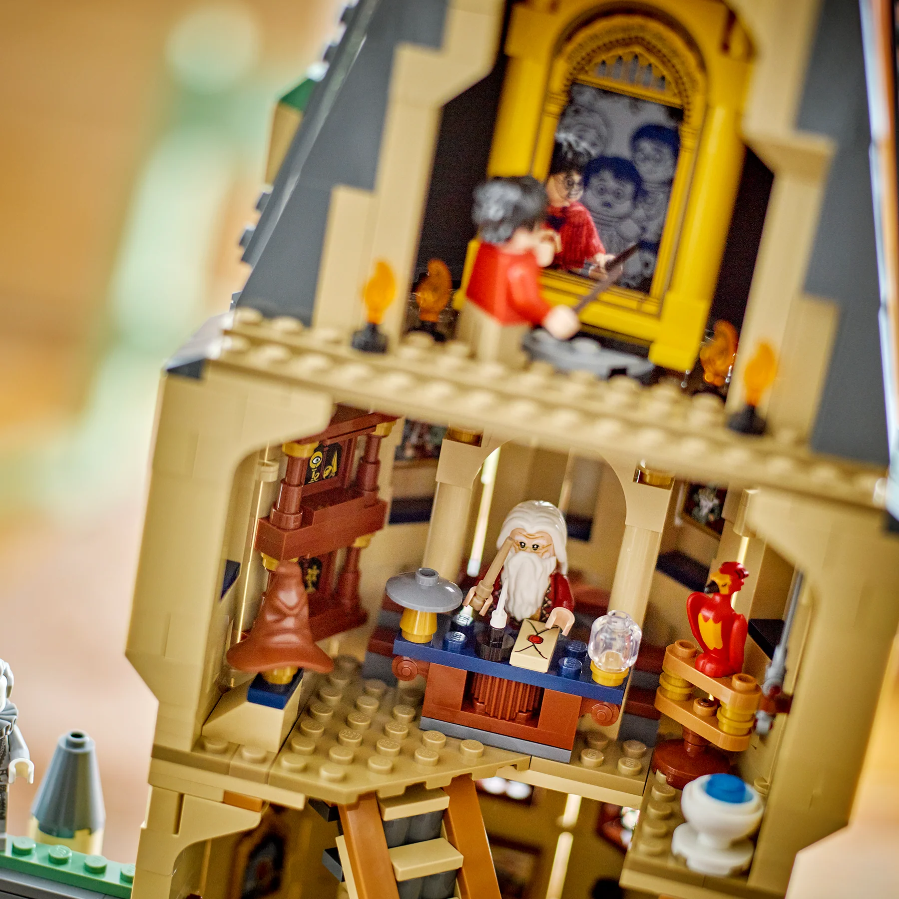 Hogwarts Castle - The Main Tower LEGO - Image 6