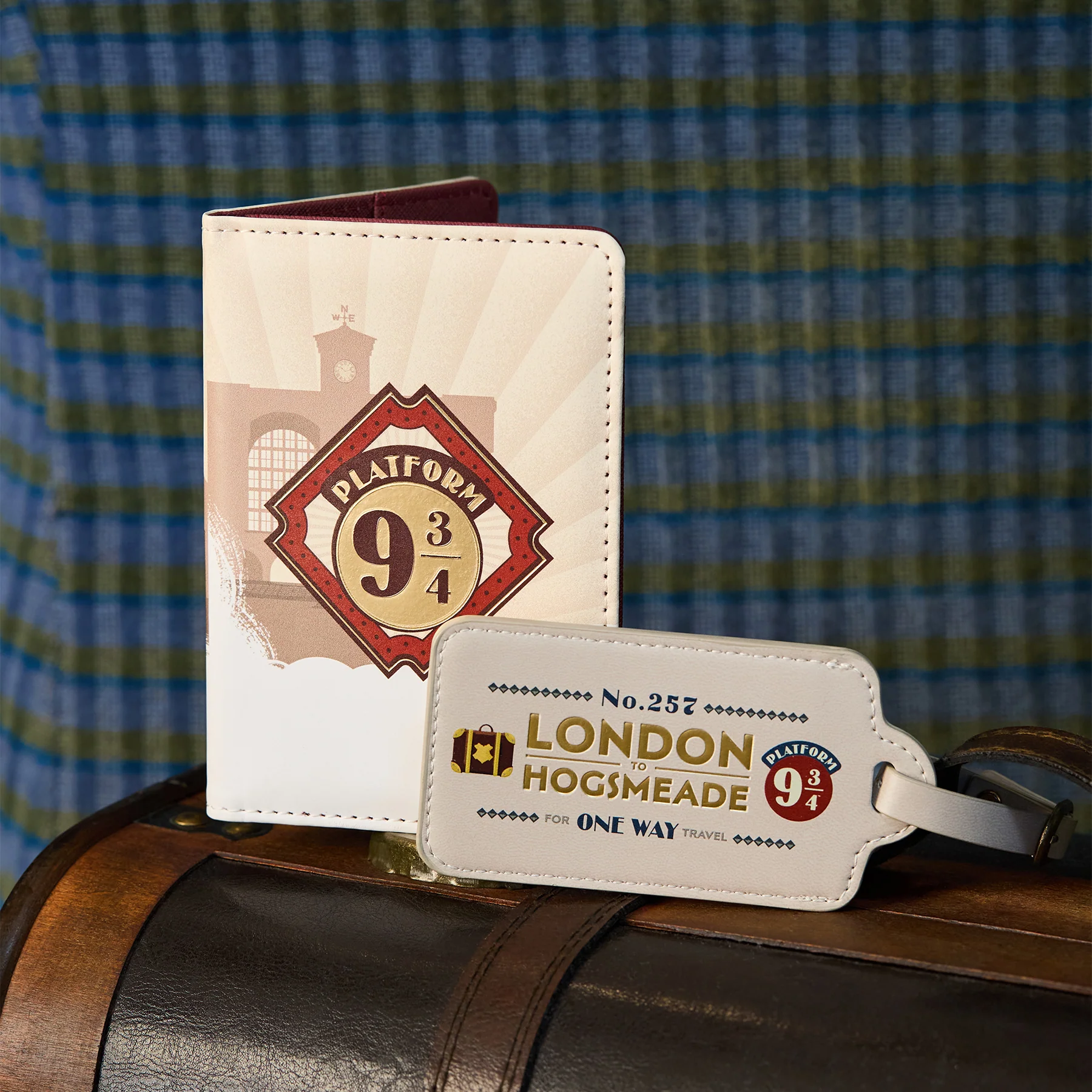 London to Hogwarts Passport Holder - Image 4